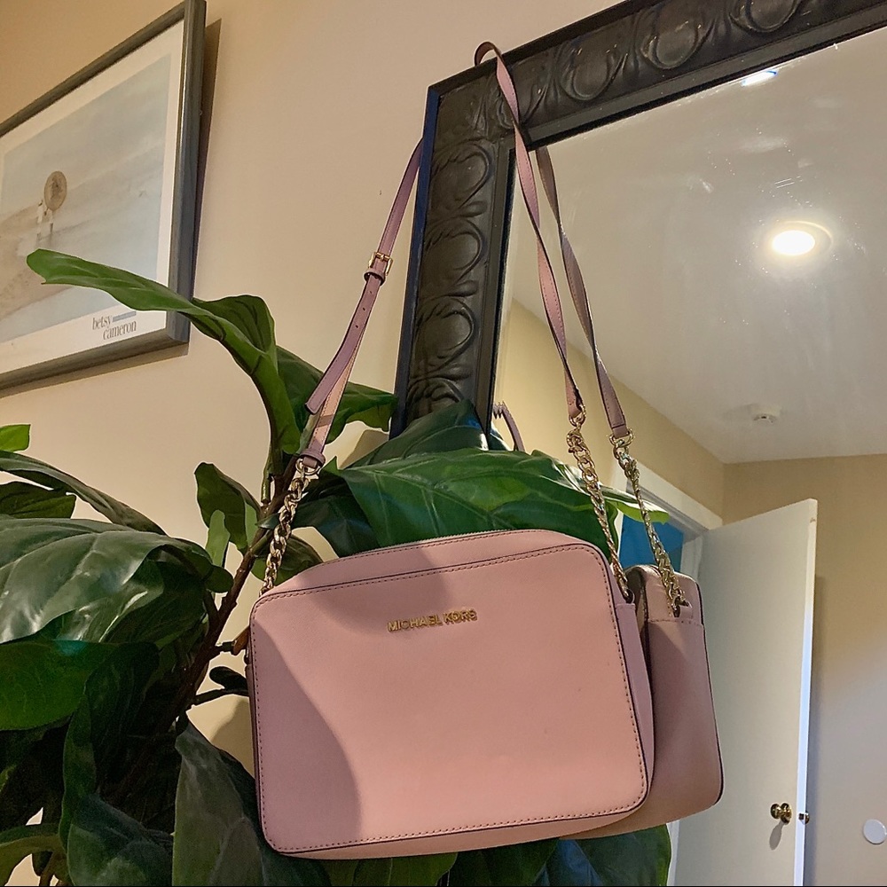 Michael Kors Jet Set Crossbody